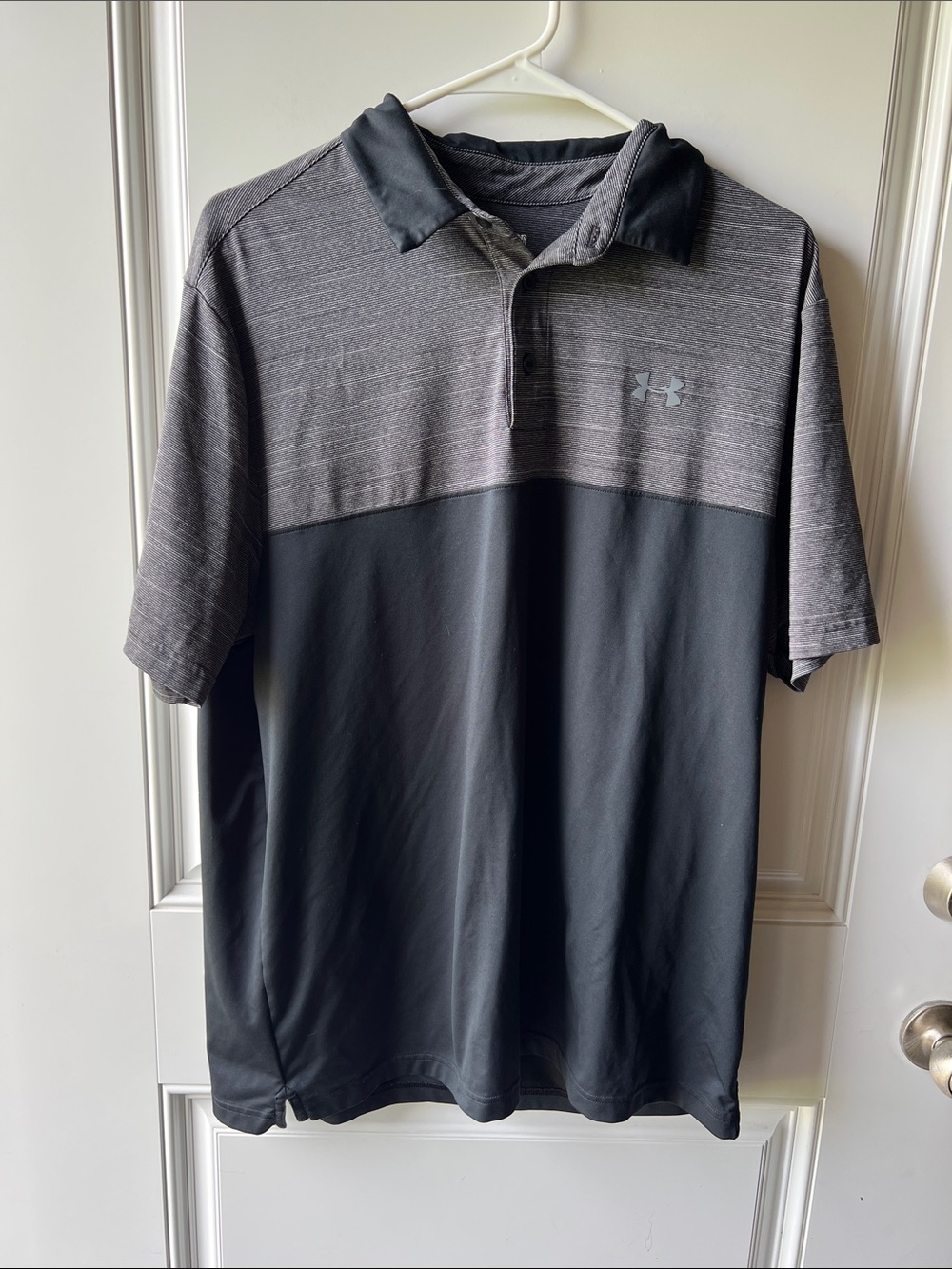 Under Armour Men’s Black & Gray Two-Tone Polo
